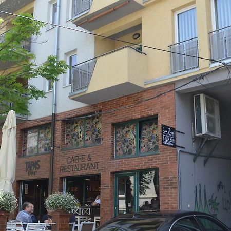 Lux Place Apartments Downtown Kragujevac Zewnętrze zdjęcie