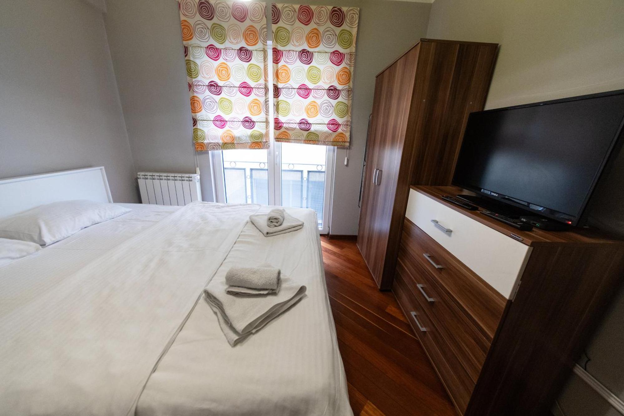 Lux Place Apartments Downtown Kragujevac Zewnętrze zdjęcie